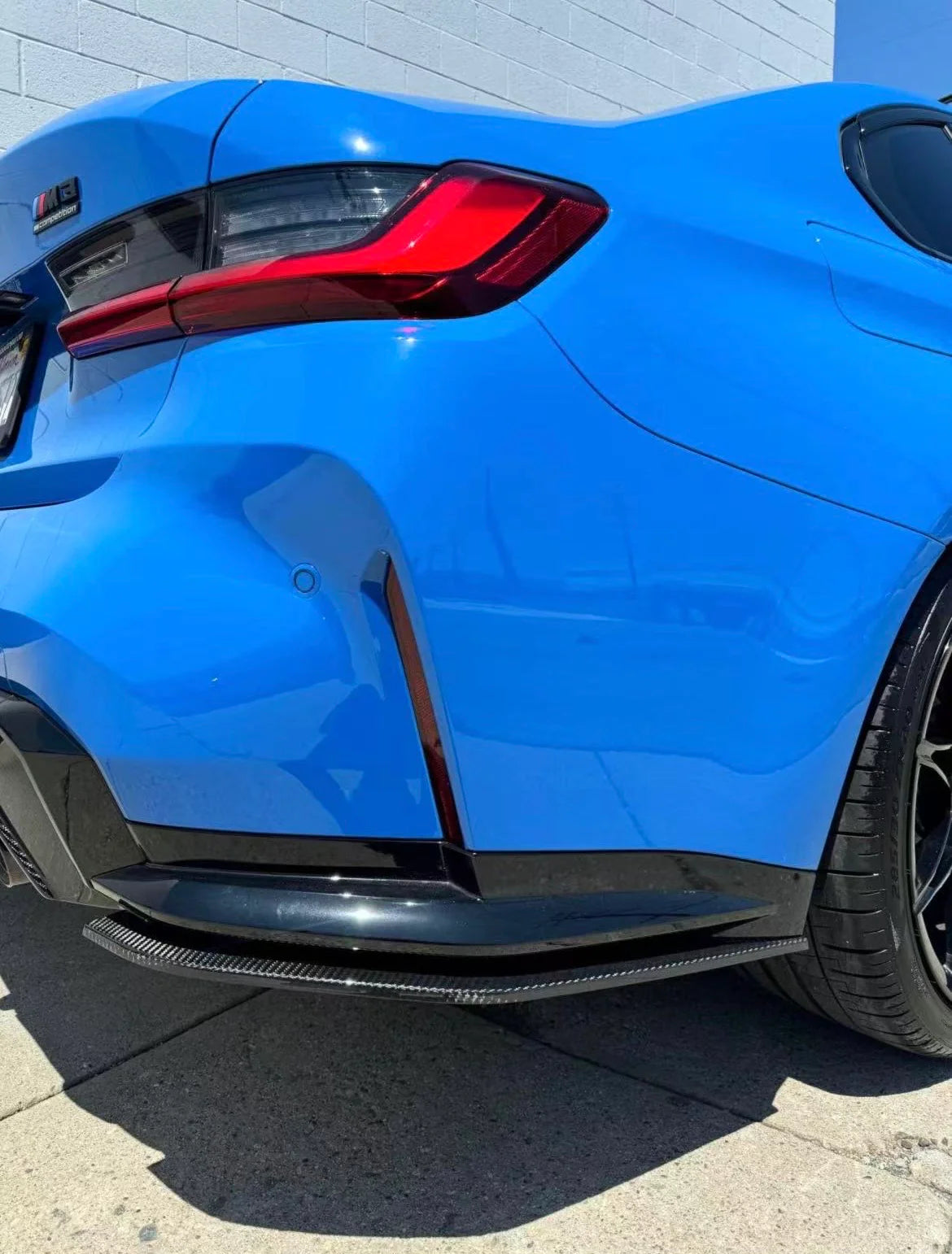 HAW R44 Style Dry Carbon Rear Side Splitters for BMW M3 G80 G81 M4 G82 G83