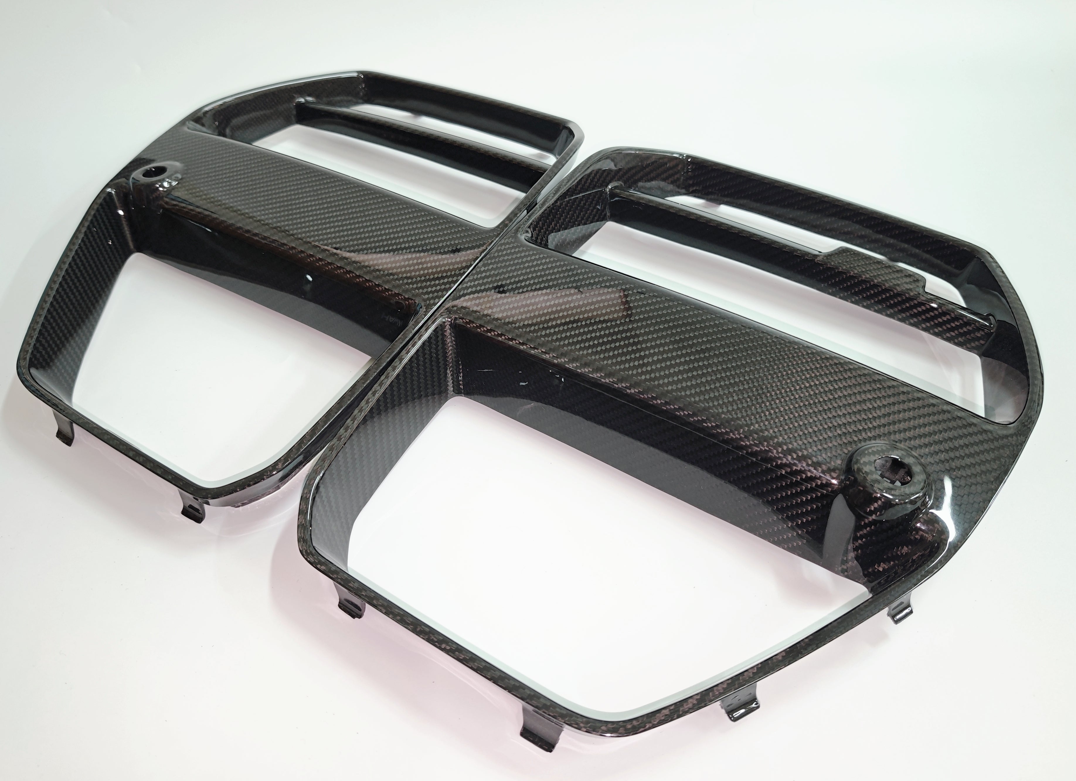HAW V-Style Dry Carbon Fiber Front Grille for BMW M3 G80 / M4 G82